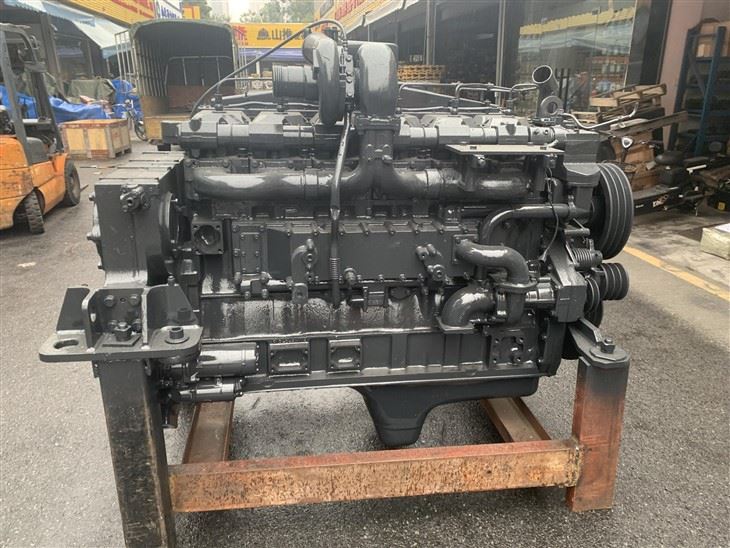 Komatsu saa6d114e - 3 Građevinski motor